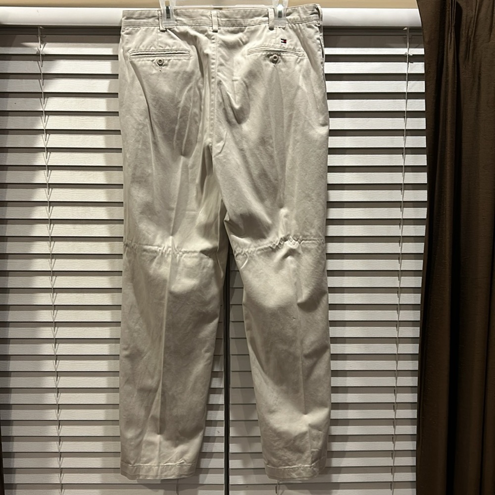 Tommy Hilfiger khaki pants - Picture 2 of 7